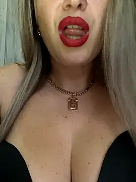 Kittenforyou online show from December 18, 1:27 pm