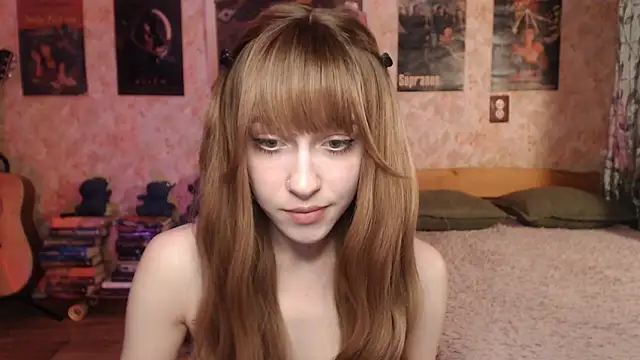 Friendly Ellie online show from March 3, 11:22 pm