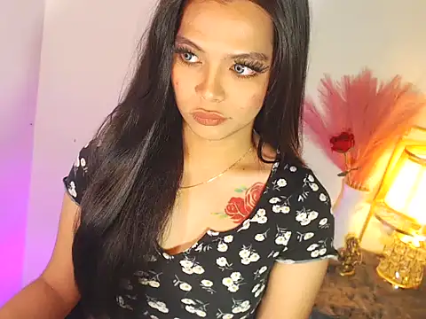 MajesticKitana online show from October 18, 6:49 am