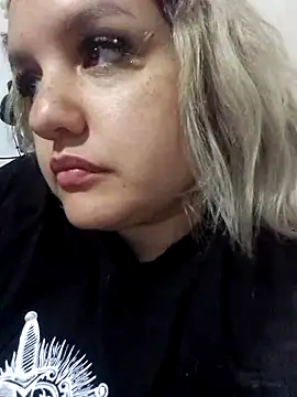 Snapshot of shaynarg chatting on September 14, 5:49 am shaynarg online show from September 14, 5:49 am