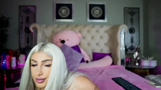 Squirt Tanya online show from October 7, 8:46 pm