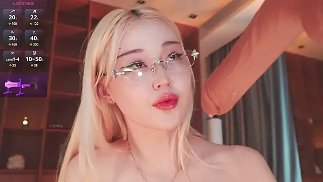 hyun chia online show from March 7, 4:08 am