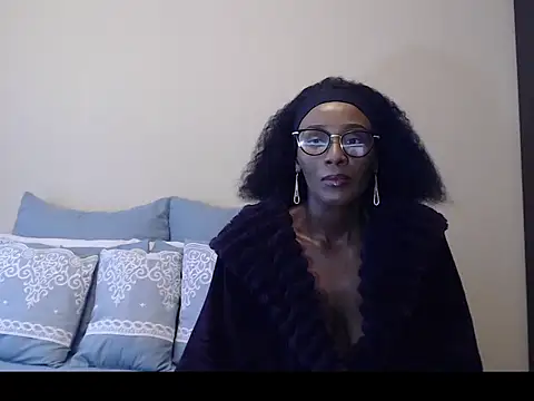 Snapshot of yummycherryxx chatting on October 22, 7:35 am yummycherryxx online show from October 22, 7:35 am