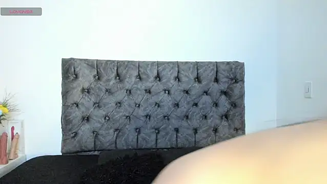 sweet  wild online show from March 17, 12:03 am