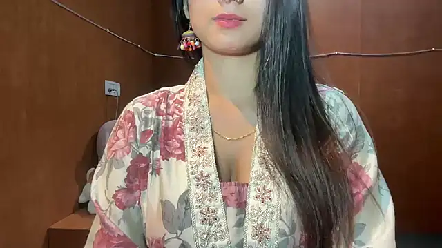 Snapshot of Smiley_Girl01 chatting on October 21, 4:00 pm Smiley Girl01 online show from October 21, 4:00 pm
