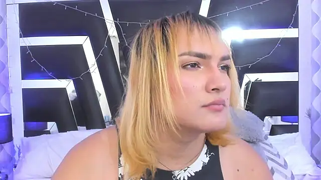 Snapshot of katya_kozlov chatting on September 23, 5:27 am katya kozlov online show from September 23, 5:27 am