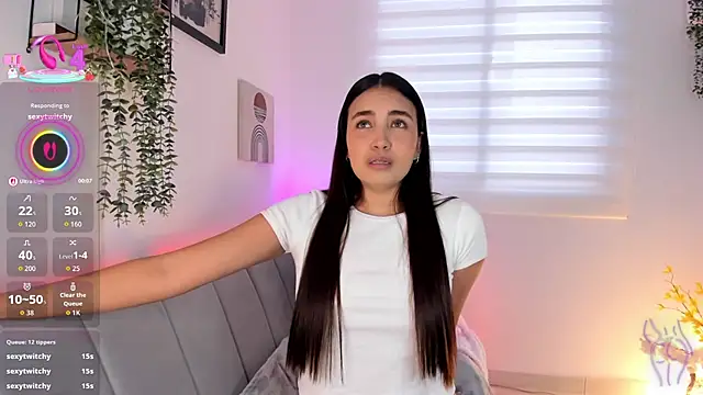 aisha es online show from March 8, 7:29 pm