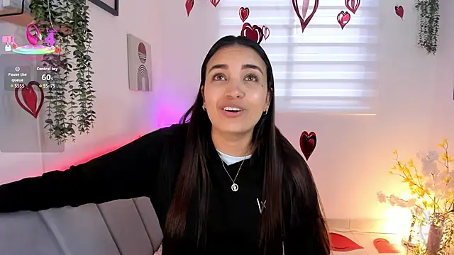 aisha es online show from February 19, 9:02 pm