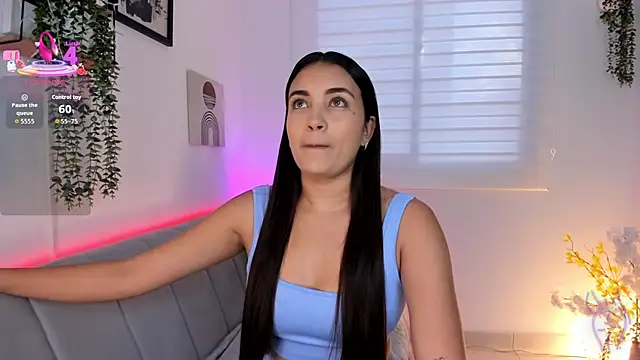 aisha es online show from February 9, 10:23 pm