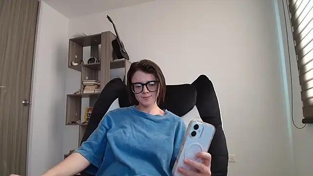 Arya starrk online show from December 14, 1:50 pm