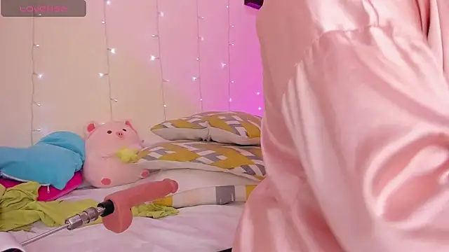 olivia  s online show from February 3, 6:22 am