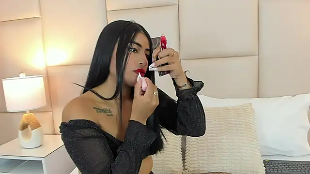 AntoniaRoss  online show from January 6, 12:42 pm