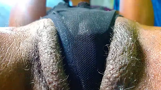 bethanywilson 23 online show from December 17, 1:37 pm