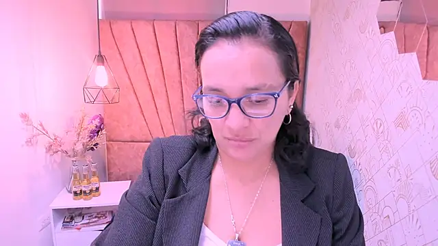 MarilynMiilf  online show from September 8, 7:13 pm