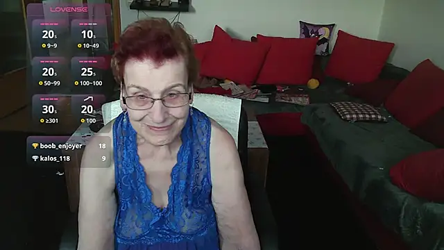 HeisseomaOriginal online show from January 19, 8:32 am