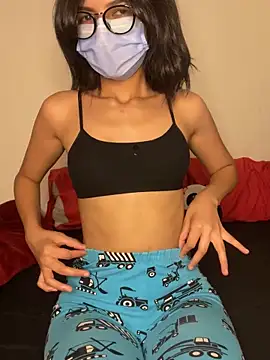 morrocoXcute online show from September 17, 11:58 pm