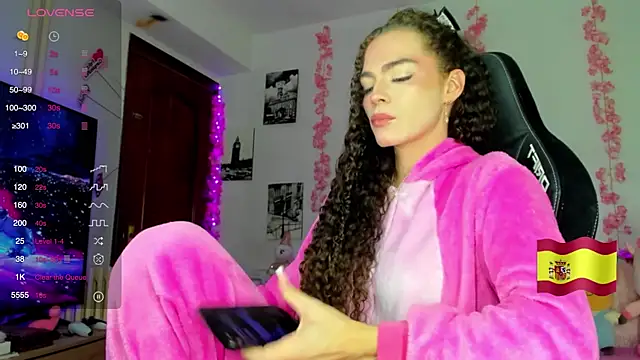 Snapshot of gabrielatafur_ chatting on September 23, 7:45 pm gabrielatafur  online show from September 23, 7:45 pm