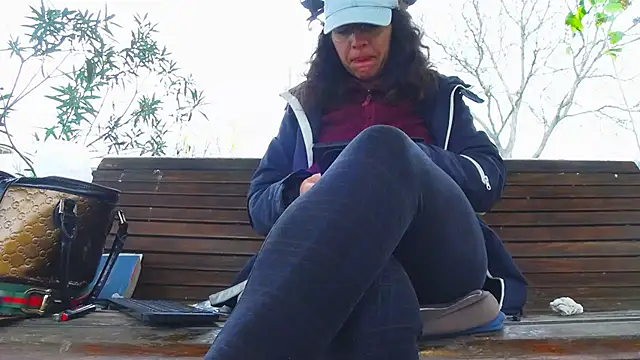 SquirtyMellissaLabia online show from November 15, 8:59 am