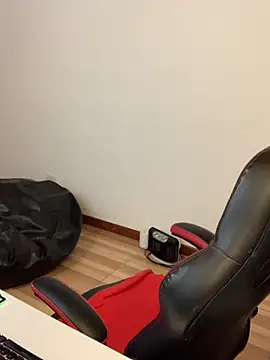 kayortiiz online show from October 14, 3:42 am