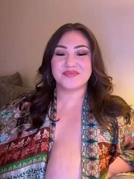 RosieDixx online show from February 17, 5:29 am