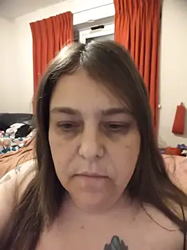 Courtney Electrix69 online show from June 6, 2:29 am