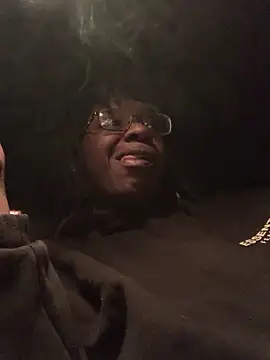 markquanna online show from March 26, 7:10 am