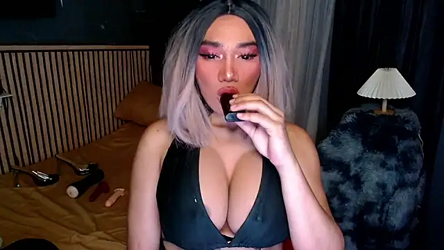 sexcindy online show from October 7, 6:56 pm