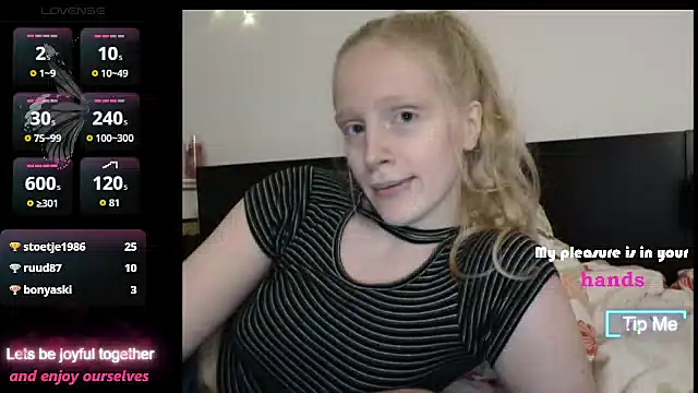 VeronicaJoyful online show from November 16, 12:56 am