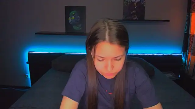 AlexaBarkley online show from April 7, 5:09 am