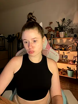 sweetest pie online show from September 12, 8:38 pm