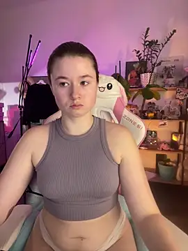 sweetest pie online show from March 12, 6:10 pm