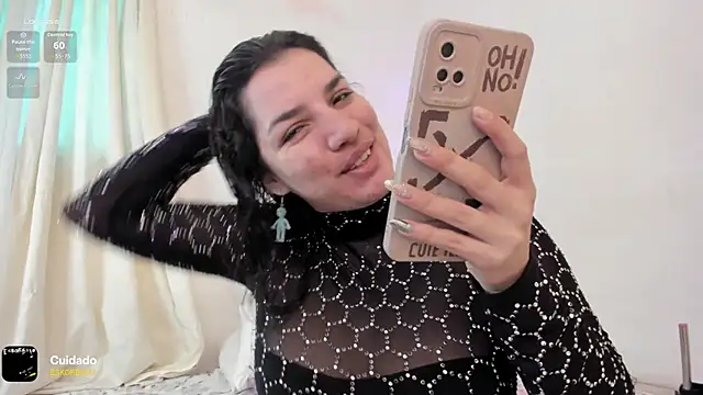 Snapshot of carmesix chatting on October 8, 1:26 pm carmesix online show from October 8, 1:26 pm