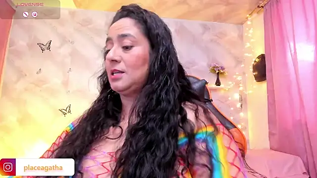 agathaxxx-69 online show from November 15, 7:37 pm