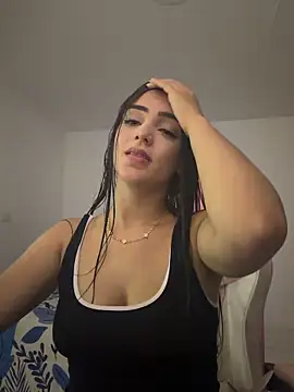 anniehart online show from April 30, 1:11 am