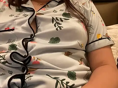 Sweet  queen2 online show from September 24, 6:18 pm