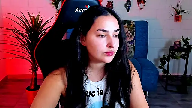 CeceliaJohnson online show from October 15, 8:17 am