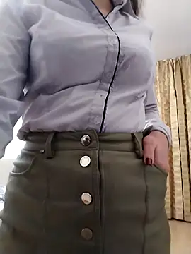 baby sweet girl  online show from October 4, 9:19 pm