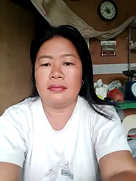 Lovelywoman43 online show from September 24, 10:09 pm