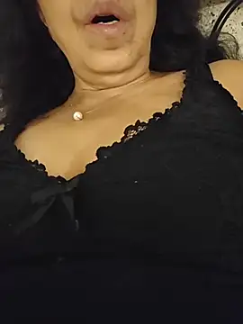 Susannemilf online show from April 12, 7:55 am