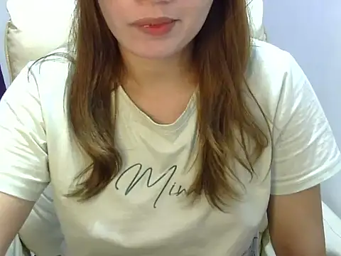    zurIII09  online show from December 4, 9:33 am