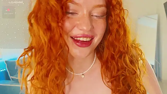 Born to Loveee online show from March 19, 7:45 am