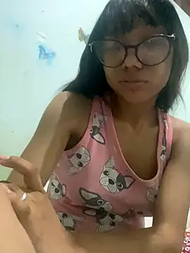 Snapshot of Karmakuro chatting on September 11, 1:28 am Karmakuro online show from September 11, 1:28 am