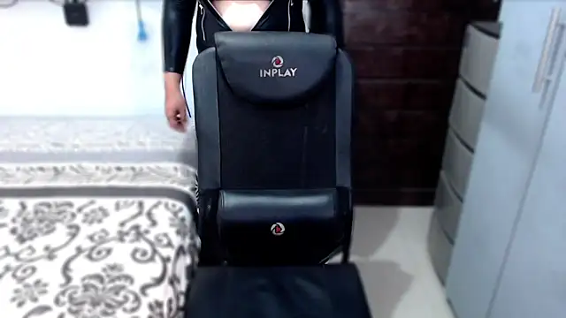 xSUCKTHYWOMANx online show from September 10, 5:57 pm