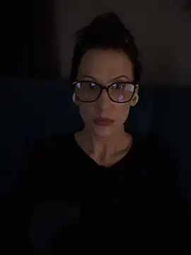 Fiona Kent  online show from February 1, 2:21 am