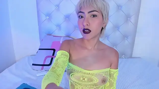 Snapshot of xGenesis_Miller_ chatting on October 14, 8:33 pm xGenesis Miller  online show from October 14, 8:33 pm