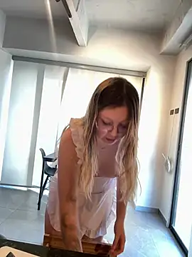 Darling XXX online show from April 17, 9:50 pm