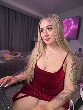 Sam Thompsoon  online show from August 2, 2:03 am