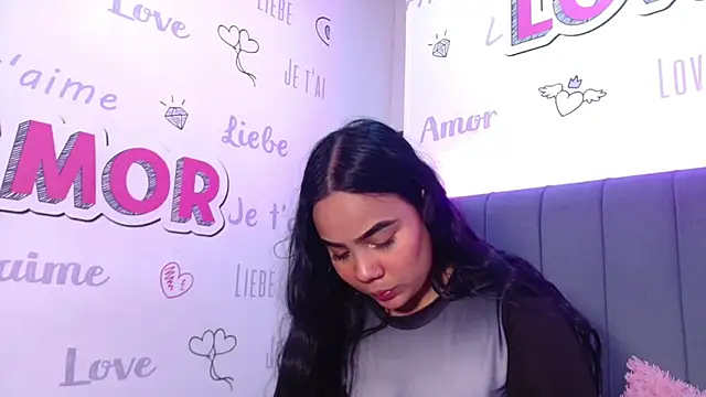 EmilyQueen3x online show from November 22, 3:58 pm