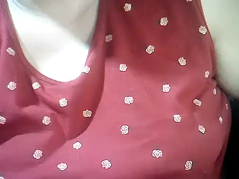 Sexyhorney4u online show from December 2, 9:28 pm