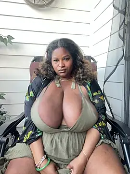 BigFineSelena online show from March 14, 11:06 pm